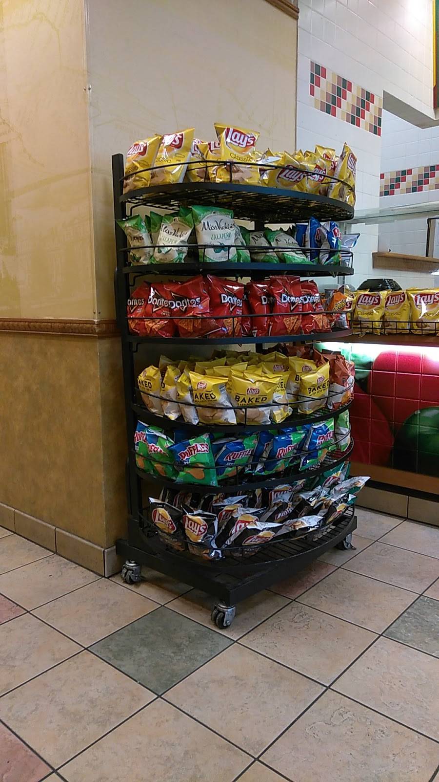 Subway Restaurants | restaurant | 809 S MacArthur Blvd, Suite 300, Valley Ranch Plz Shopping Ctr, Coppell, TX 75019, USA | 9723934822 OR +1 972-393-4822