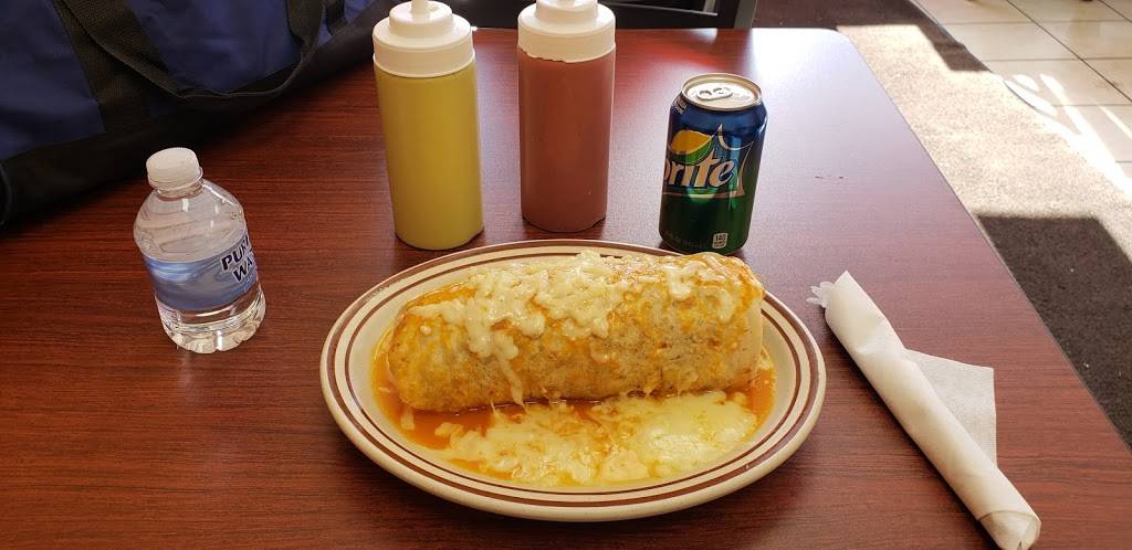 Yolis Tacos | restaurant | 2640 W Chicago Ave, Chicago, IL 60622, USA | 8728024544 OR +1 872-802-4544