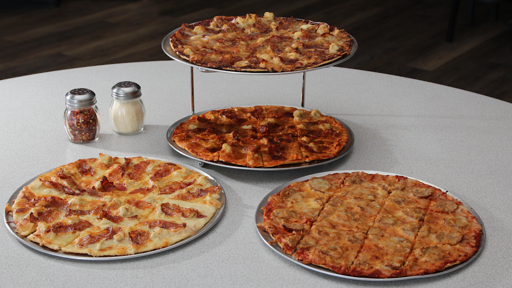 Cecil Whittaker’s Pizzeria | meal delivery | 1155 Wentzville Pkwy #131, Wentzville, MO 63385, USA | 6363277114 OR +1 636-327-7114