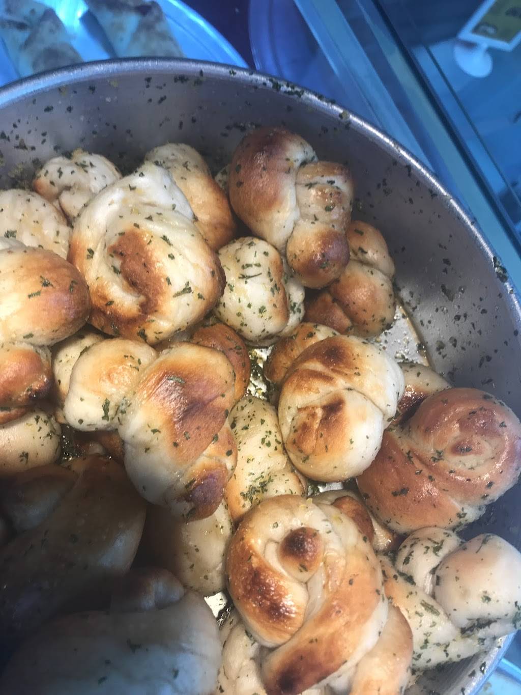 Buon Appetito Pizzeria and Restaurant | restaurant | 399 Main St, Metuchen, NJ 08840, USA | 7325485440 OR +1 732-548-5440