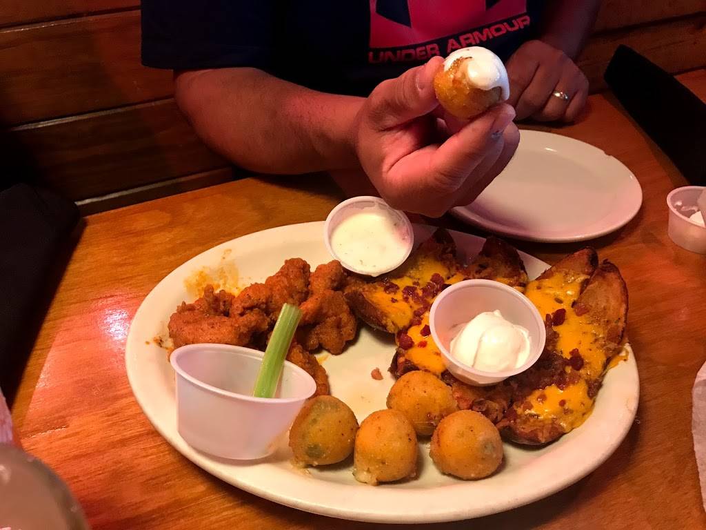 Texas Roadhouse | restaurant | 631 Berlin - Cross Keys Rd, Sicklerville, NJ 08081, USA | 8567404388 OR +1 856-740-4388