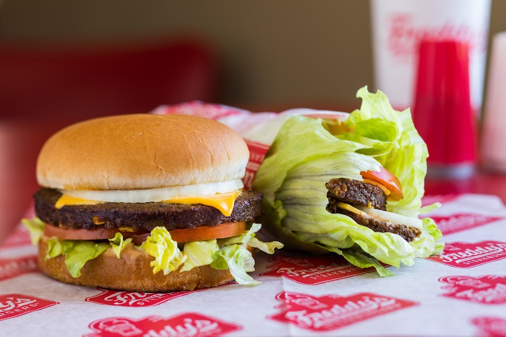 Freddys Frozen Custard & Steakburgers | restaurant | 2203 Prairie Center Pkwy, Brighton, CO 80601, USA | 7207981129 OR +1 720-798-1129