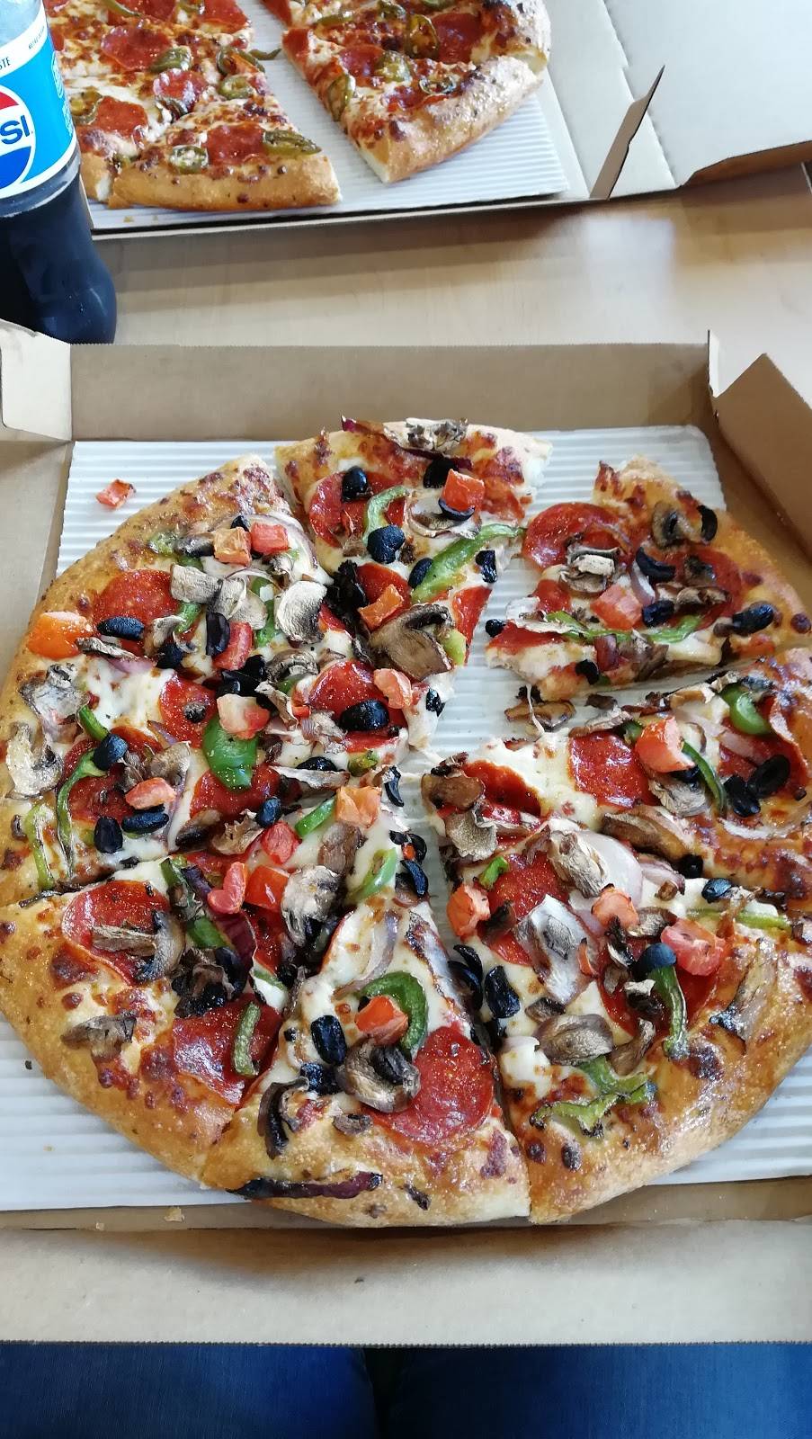 Pizza Hut | restaurant | 6660 Sunset Blvd, Hollywood, CA 90028, USA | 3234674466 OR +1 323-467-4466