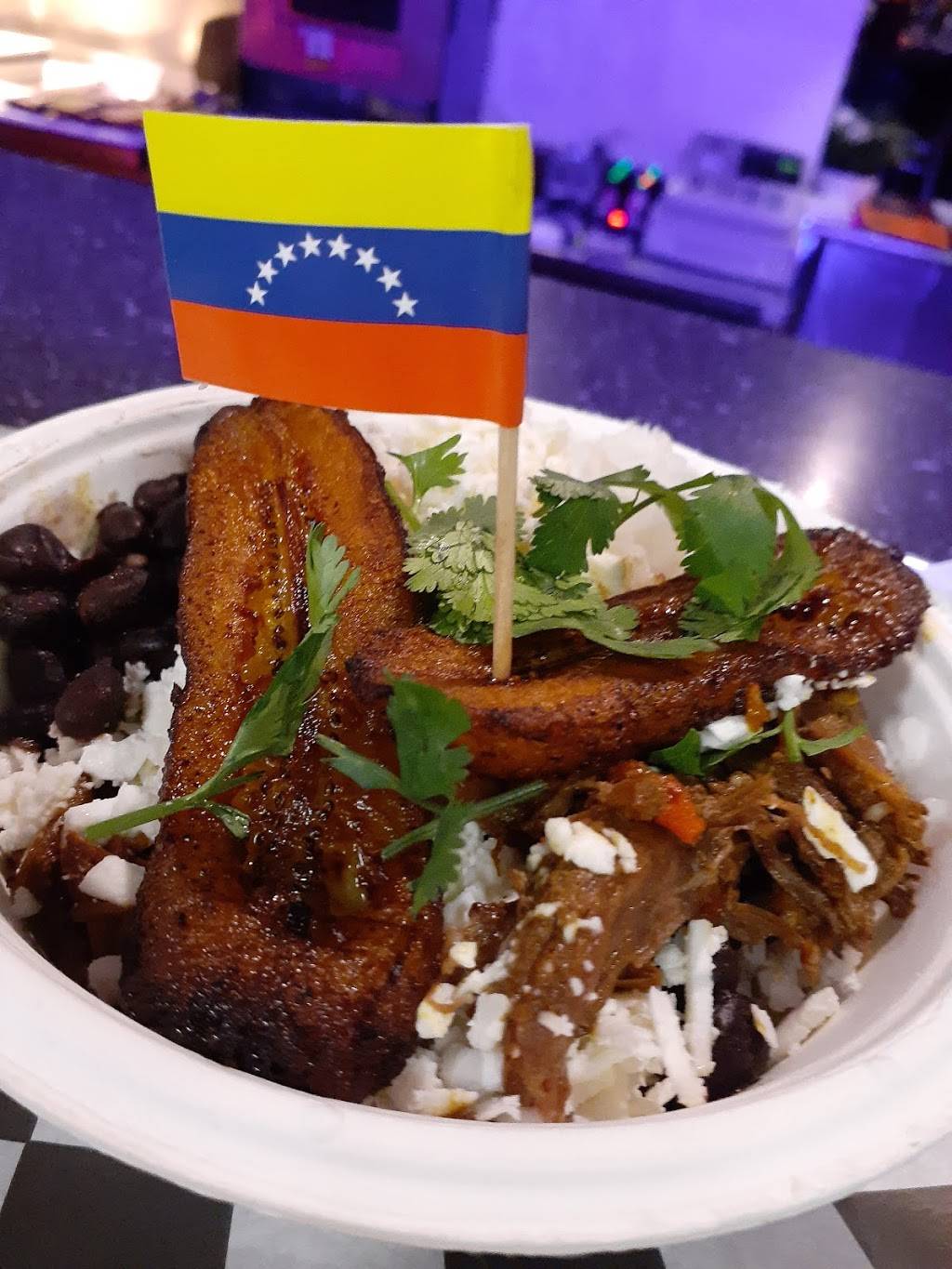 Latin Arepas | restaurant | 5 W Monument Ave, Dayton, OH 45402, USA | 9376264188 OR +1 937-626-4188