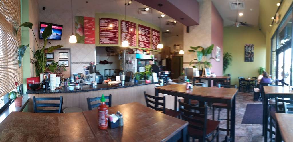 Vietalia Kitchen | restaurant | 1220 S Cooper St, Arlington, TX 76013, USA | 8174601945 OR +1 817-460-1945