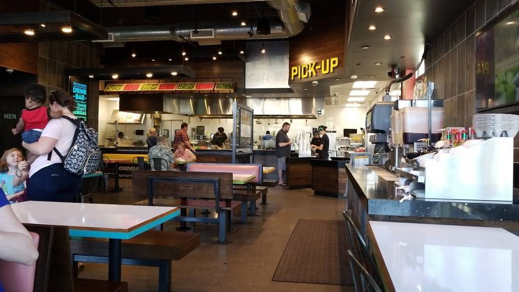 Cafe Rio Mexican Grill | restaurant | 21293 S Ellsworth Loop, Queen Creek, AZ 85142, USA | 4809393516 OR +1 480-939-3516