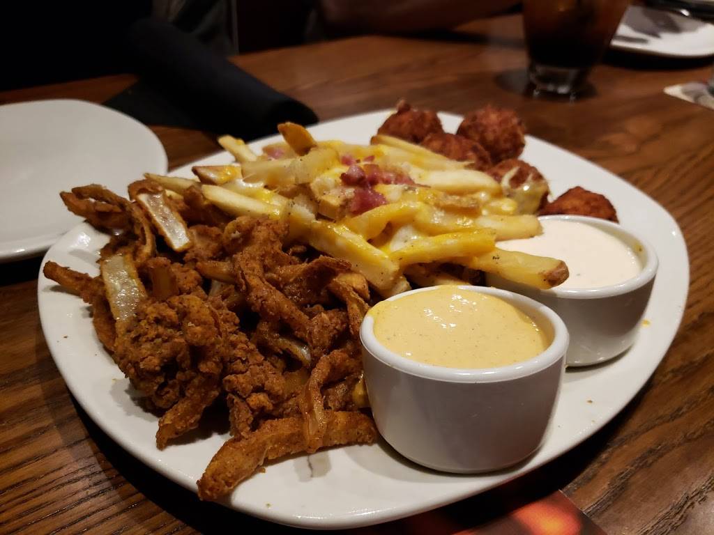 Outback Steakhouse | restaurant | 2970 Finley Rd, Downers Grove, IL 60515, USA | 6305300005 OR +1 630-530-0005