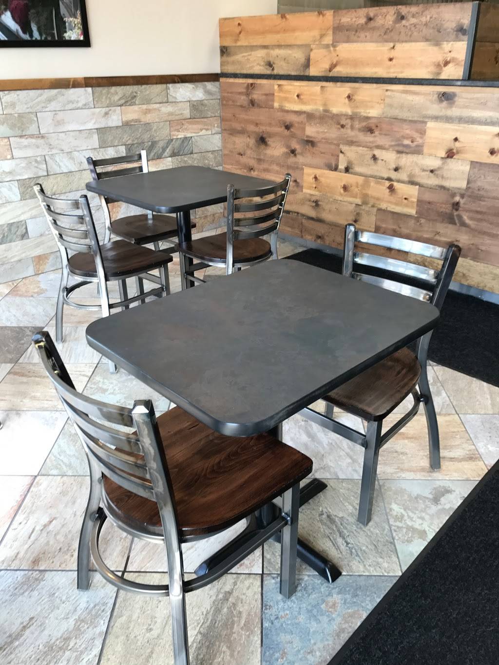 Nonnos Pizza | restaurant | 6969 Ogden Ave # D, Berwyn, IL 60402, USA | 7087881100 OR +1 708-788-1100