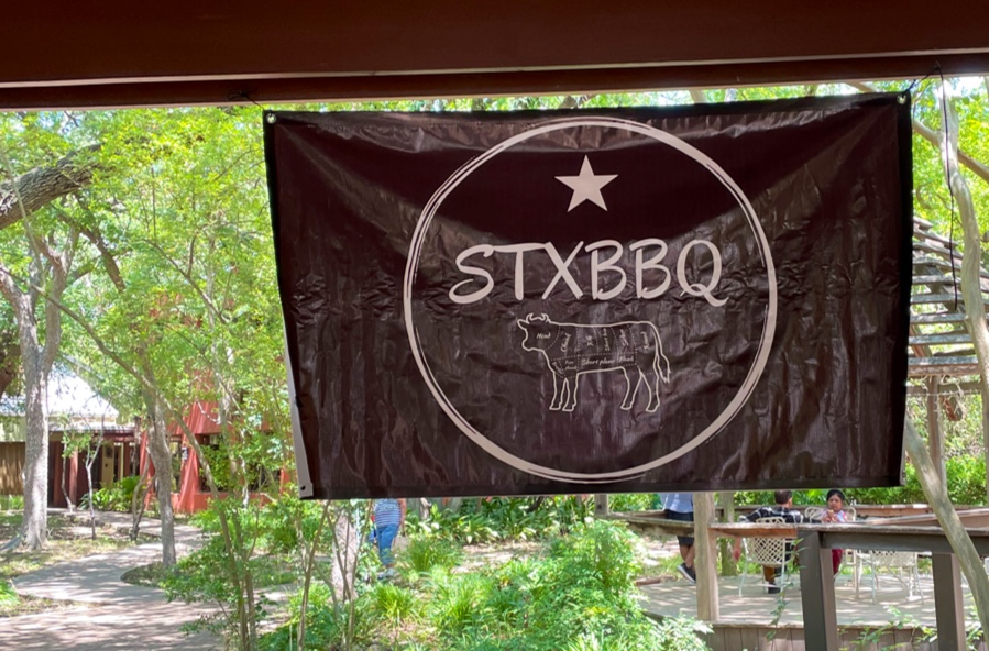 STXBBQ | restaurant | 2015 NE Interstate 410 Loop, San Antonio, TX 78217, USA | 2103303562 OR +1 210-330-3562
