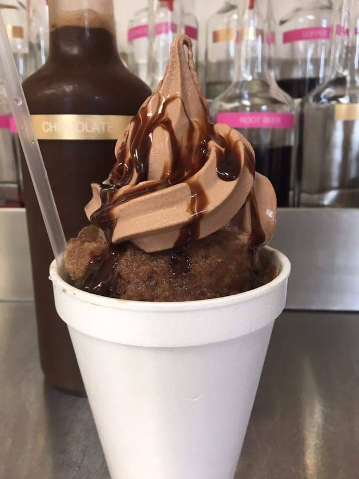 Snowballs From Heaven | restaurant | 285 E Pine St, Ponchatoula, LA 70454, USA | 5044015028 OR +1 504-401-5028