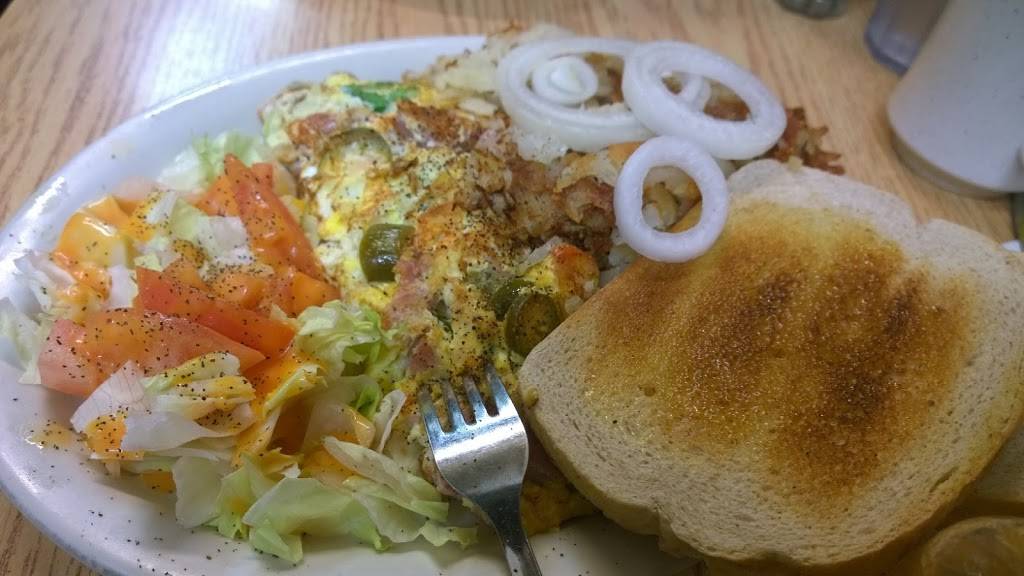 Wyoming Lunch | restaurant | 5063 Wyoming Ave, Dearborn, MI 48126, USA | 3135842691 OR +1 313-584-2691