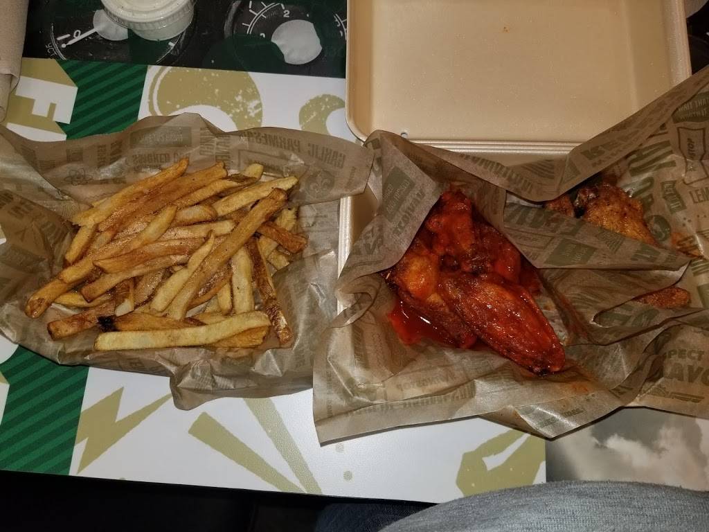 Wingstop | restaurant | 850 W 63rd St, Chicago, IL 60621, USA | 7737239464 OR +1 773-723-9464