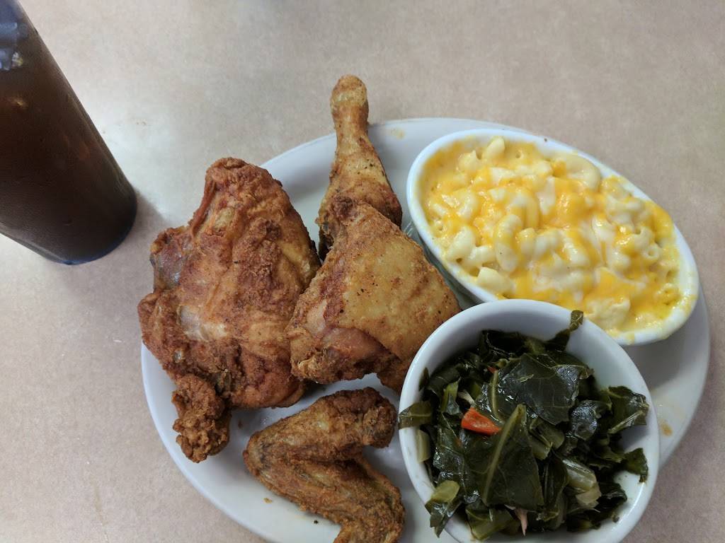 Day Days BBQ & Waffle House | restaurant | 994 E Holt Ave, Pomona, CA 91767, USA | 9096223217 OR +1 909-622-3217