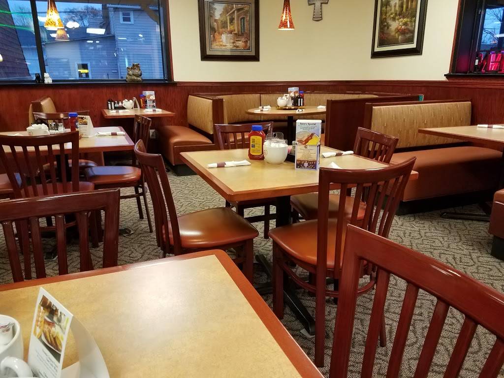 Seros Family Restaurant | restaurant | 11720 E Washington St, Indianapolis, IN 46229, USA | 3178945570 OR +1 317-894-5570