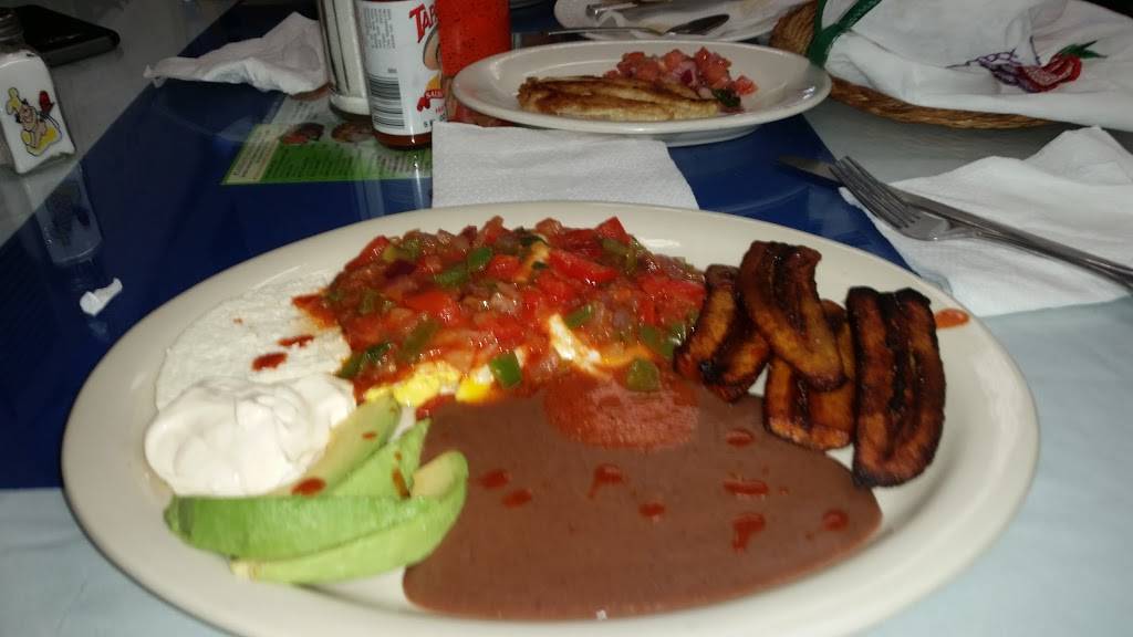 El Rio Lempa | restaurant | 269 Wood Ave, Bridgeport, CT 06605, USA | 2036126410 OR +1 203-612-6410