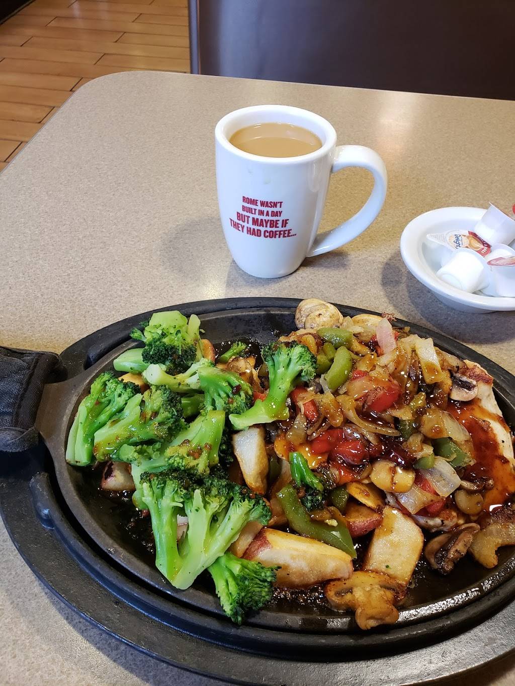 Dennys | restaurant | 5975 Palm Ave, San Bernardino, CA 92407, USA | 9098800955 OR +1 909-880-0955