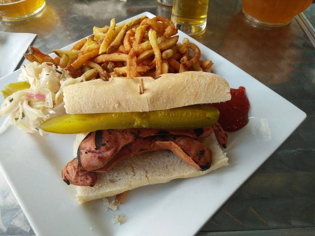 Brasseur de Montréal | restaurant | 1485 Rue Ottawa, Montréal, QC H3C 1S9, Canada | 5147884500 OR +1 514-788-4500