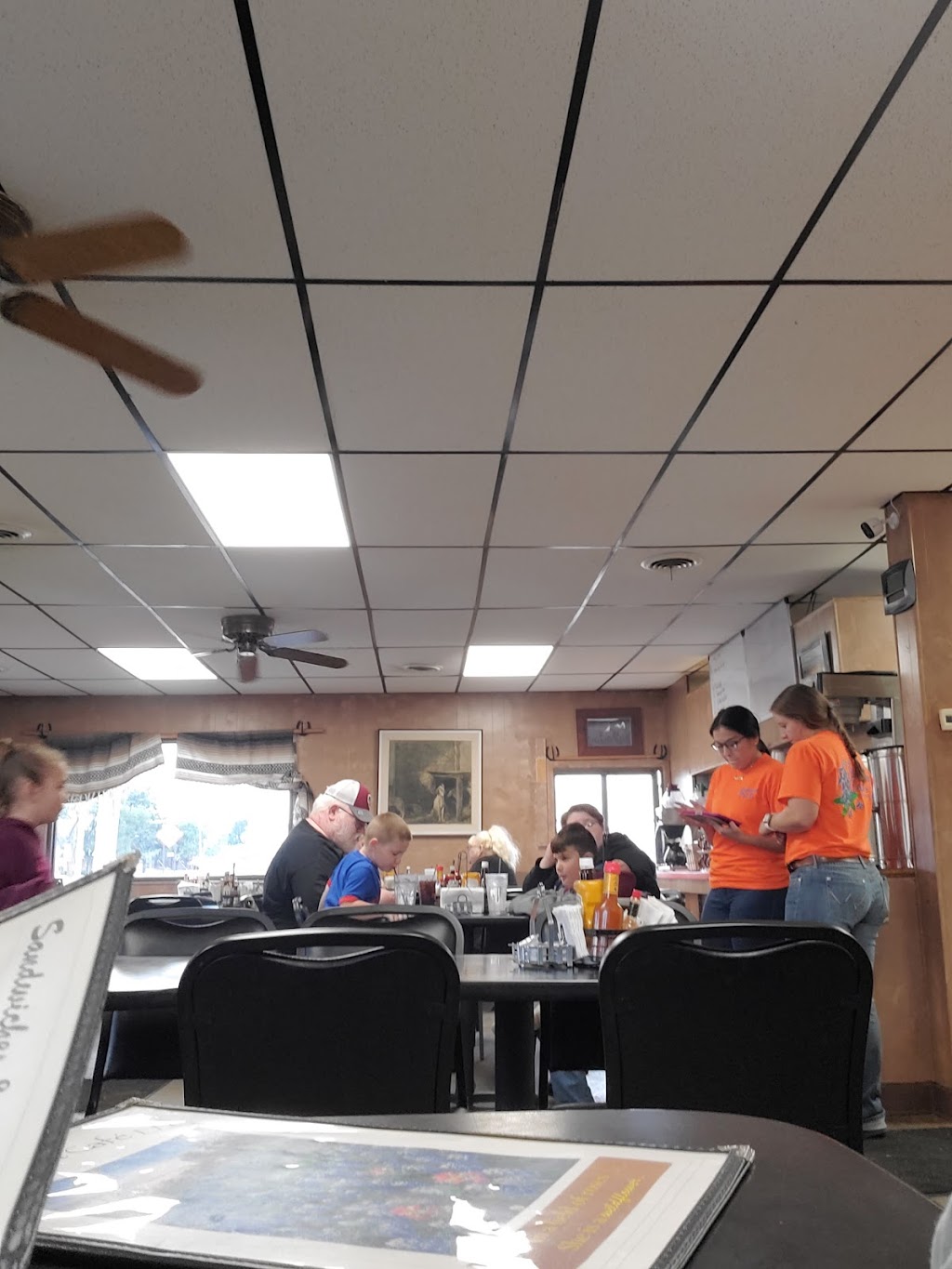 Blue Bonnet Cafe | cafe | 611 E Main St, Boise City, OK 73933, USA | 5805442844 OR +1 580-544-2844