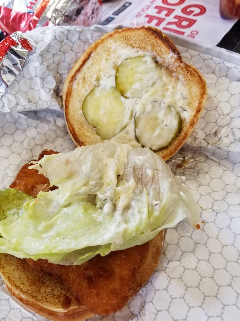 Wendys | restaurant | 2421 S Stoughton Rd, Madison, WI 53716, USA | 6082231120 OR +1 608-223-1120