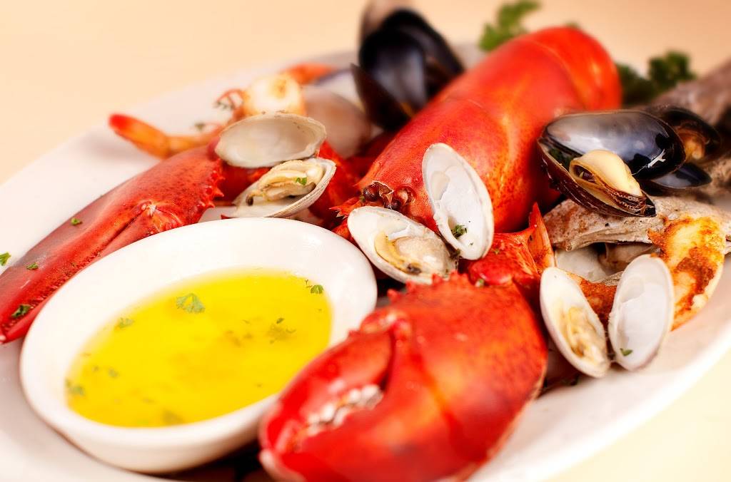 Chesapeakes | restaurant | 600 Union Ave, Knoxville, TN 37902, USA | 8656733433 OR +1 865-673-3433