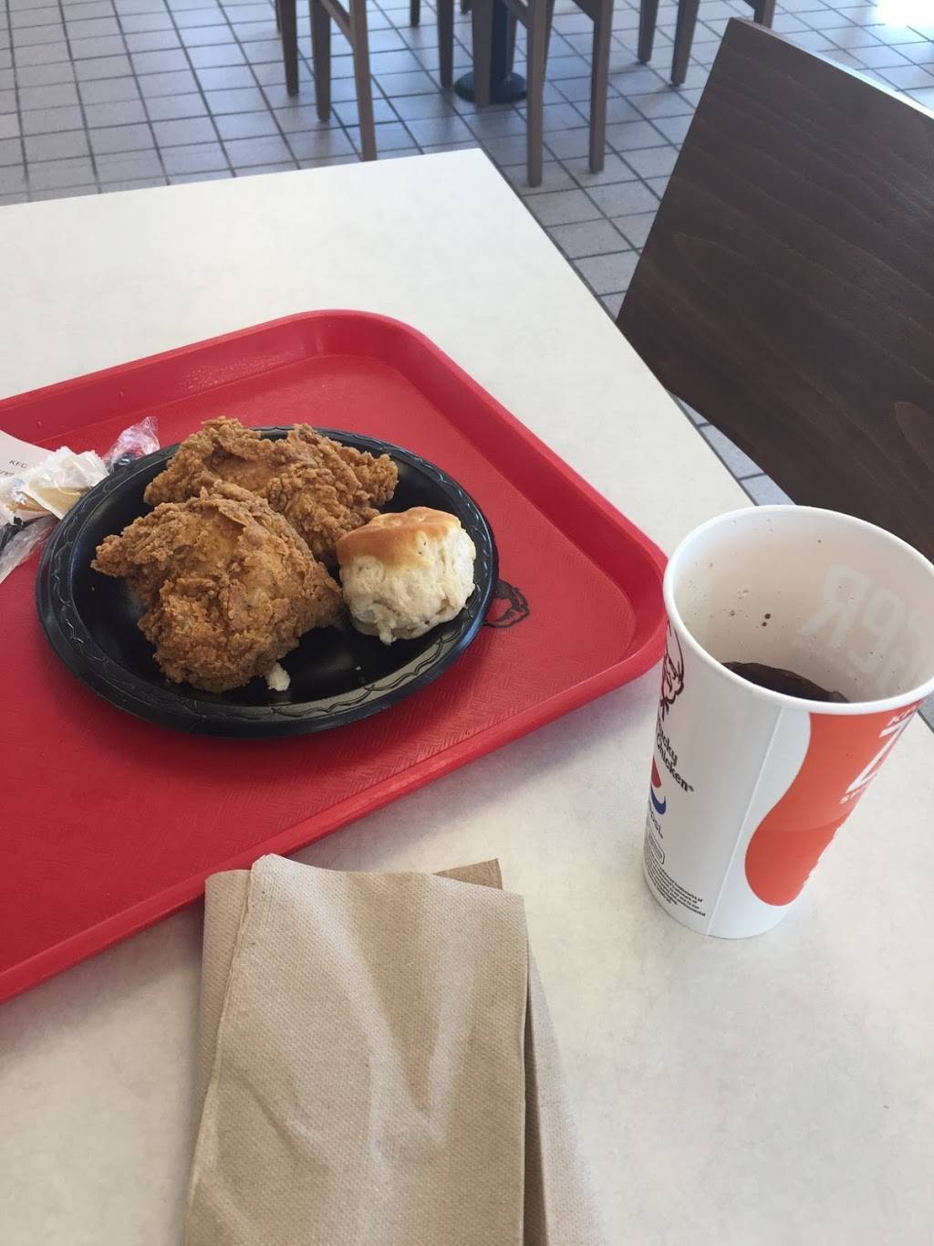 KFC | restaurant | 440 N Broad St, Fairborn, OH 45324, USA | 9378781977 OR +1 937-878-1977