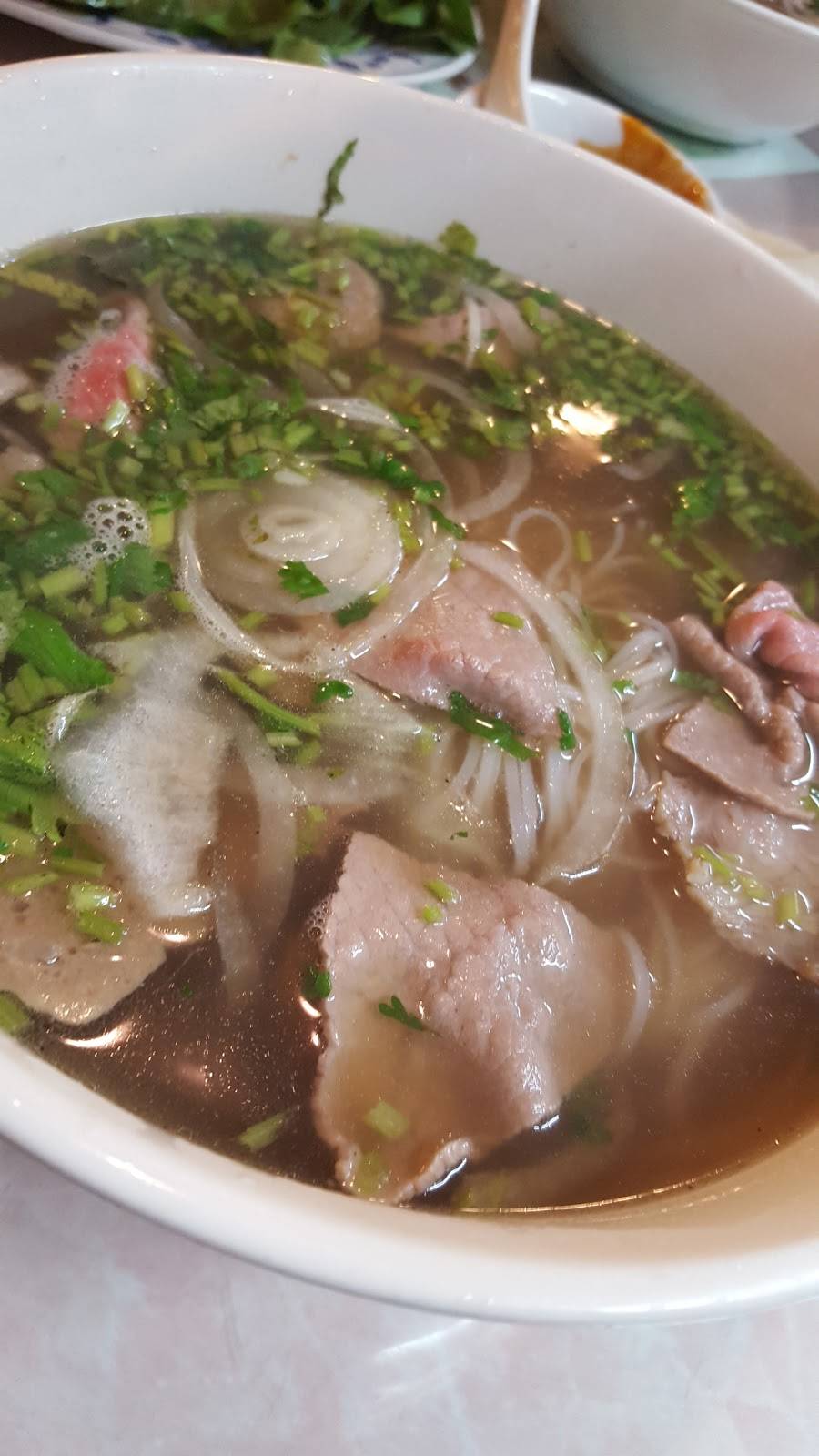 Truc Vietnamese Cuisine | restaurant | 4520 N Tryon St #17, Charlotte, NC 28213, USA | 7045981191 OR +1 704-598-1191