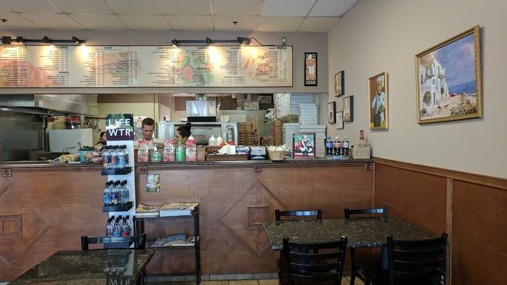 Dinas Pizza | restaurant | 930 Hingham St, Rockland, MA 02370, USA | 7818711100 OR +1 781-871-1100