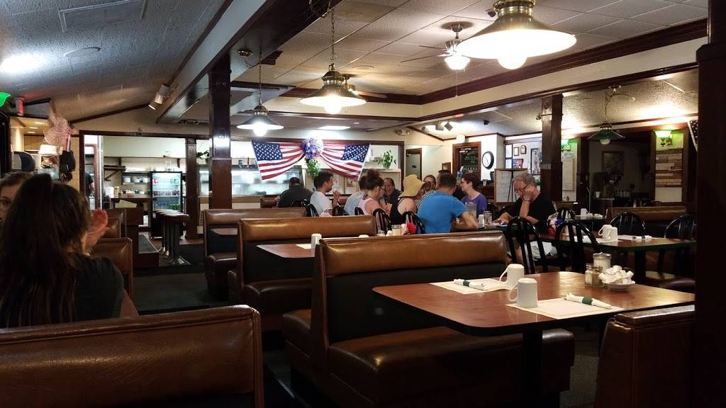 Diannas Deli & Restaurant | restaurant | 1332 W 117th St, Lakewood, OH 44107, USA | 2165219393 OR +1 216-521-9393