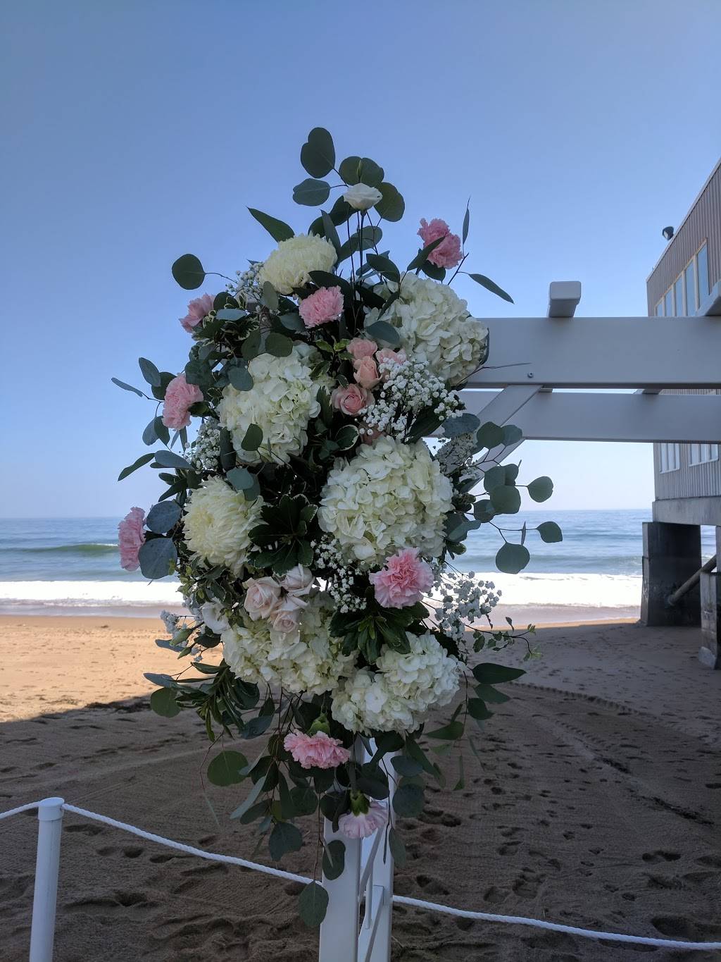 Blue Ocean Event Center | restaurant | 4 Ocean Front N, Salisbury, MA 01952, USA | 9784625992 OR +1 978-462-5992