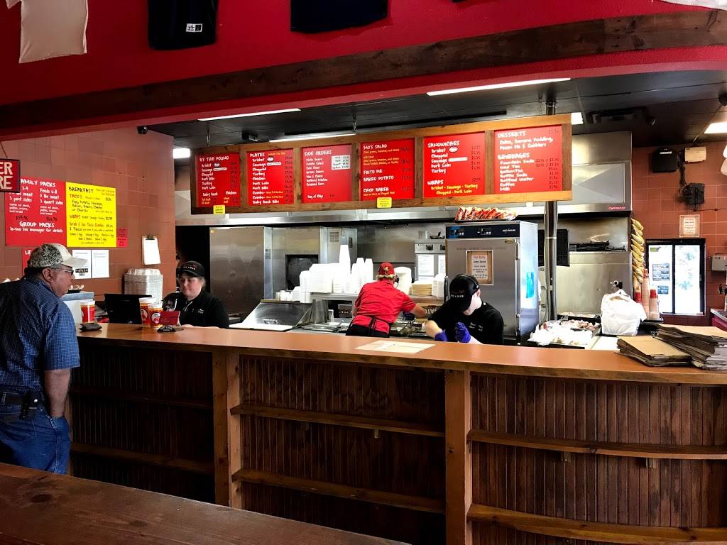 Smokey Mos BBQ | restaurant | 19851 TX-46, Spring Branch, TX 78070, USA | 8304388330 OR +1 830-438-8330