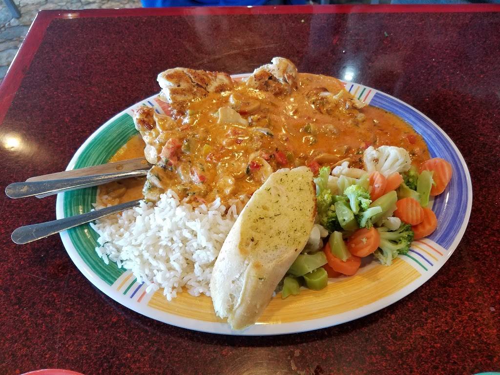 Las Islas Marias | restaurant | 1527 Hillcrest Dr, San Antonio, TX 78228, USA | 2104352000 OR +1 210-435-2000