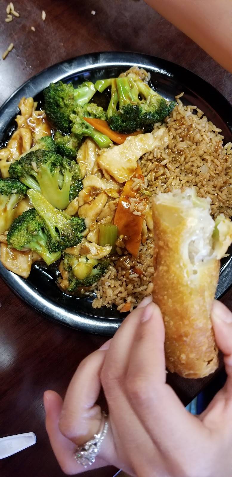 Yummy’s Express Asian Fusion | restaurant | 11701 International Dr #430, Orlando, FL 32821, USA | 4077781143 OR +1 407-778-1143