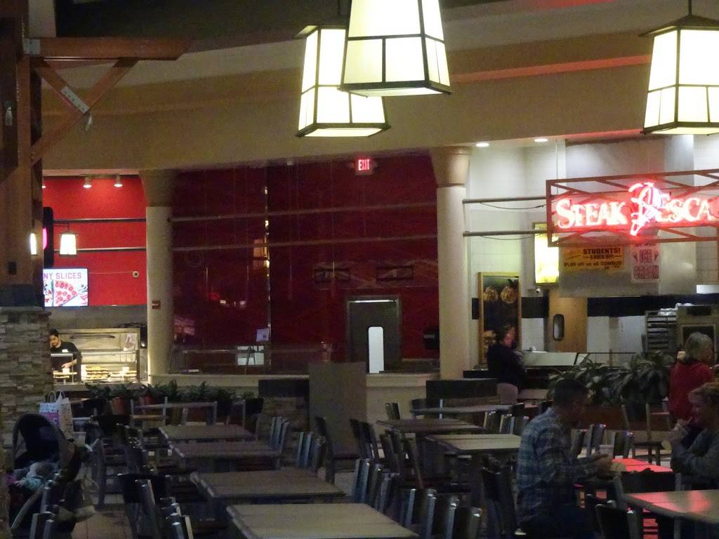 Steak Escape | restaurant | 213 E Towne Mall, Madison, WI 53704, USA | 6084454085 OR +1 608-445-4085