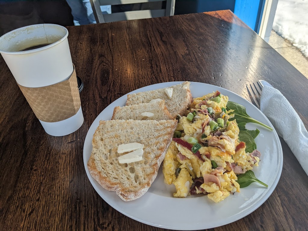 Cafe Blue | cafe | 6428 W North Ave, Wauwatosa, WI 53213, USA | 4145140071 OR +1 414-514-0071