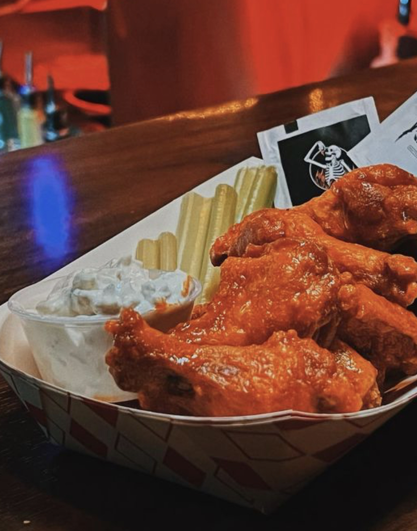 Vindicktive Wings | restaurant | 817 5th Ave N, Seattle, WA 98109, USA | 6073787463 OR +1 607-378-7463