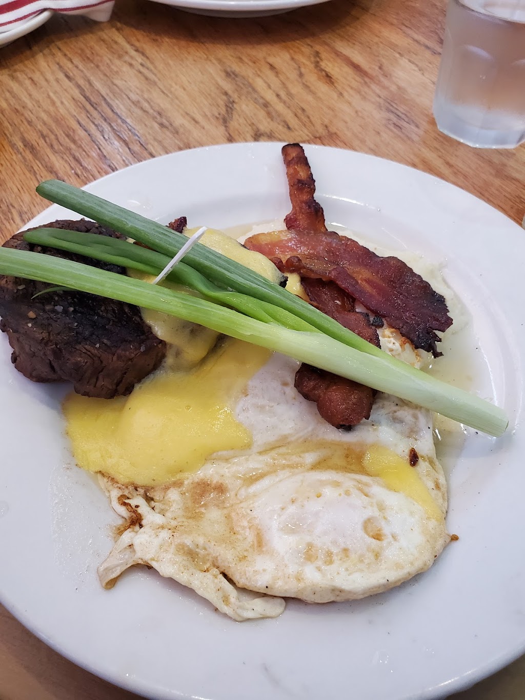 Fin & Fork | restaurant | 601 E Gregory St, Pensacola, FL 32502, USA | 8507863675 OR +1 850-786-3675