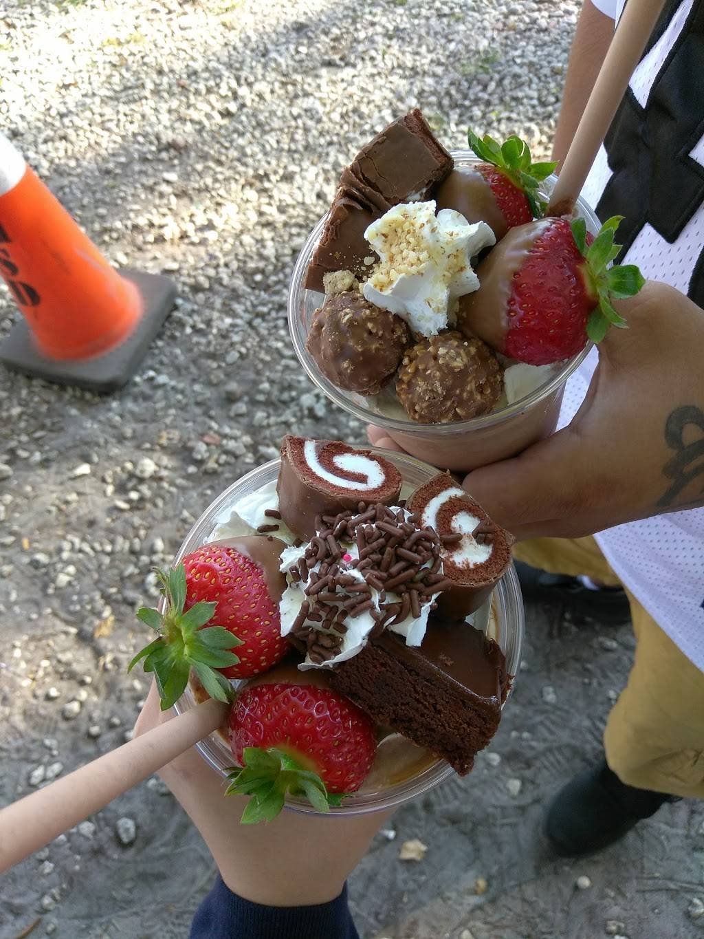 La Isla Del Frappe & Puchunguis Pinchos | restaurant | 7401 E Colonial Dr, Orlando, FL 32807, USA | 4073002196 OR +1 407-300-2196