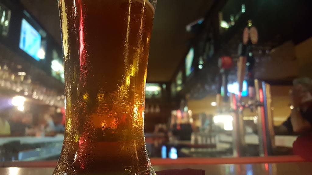 Speakers | restaurant | 2 Somerset Pkwy, Nashua, NH 03063, USA | 6035954155 OR +1 603-595-4155