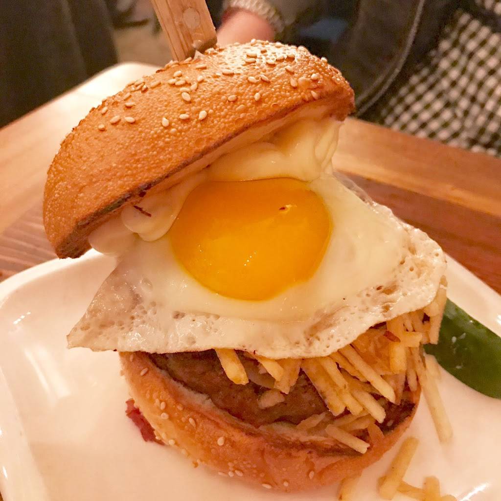 Boeuf & Bun | restaurant | 271 Kingston Ave, Brooklyn, NY 11213, USA | 7182218900 OR +1 718-221-8900