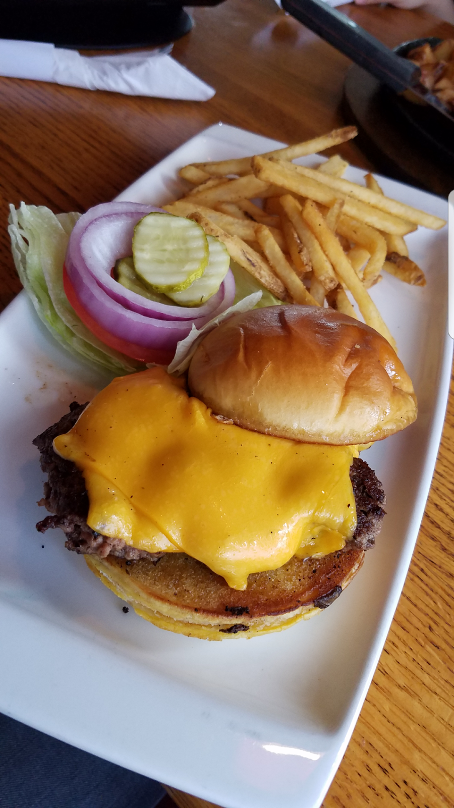 Applebees Grill + Bar | restaurant | 31 Bethel Dr, Dawsonville, GA 30534, USA | 7062162400 OR +1 706-216-2400