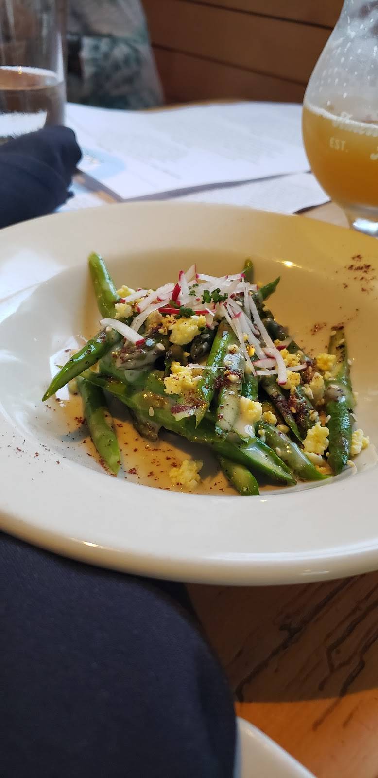 The Black Birch | restaurant | 2 Government St, Kittery, ME 03904, USA | 2077032294 OR +1 207-703-2294