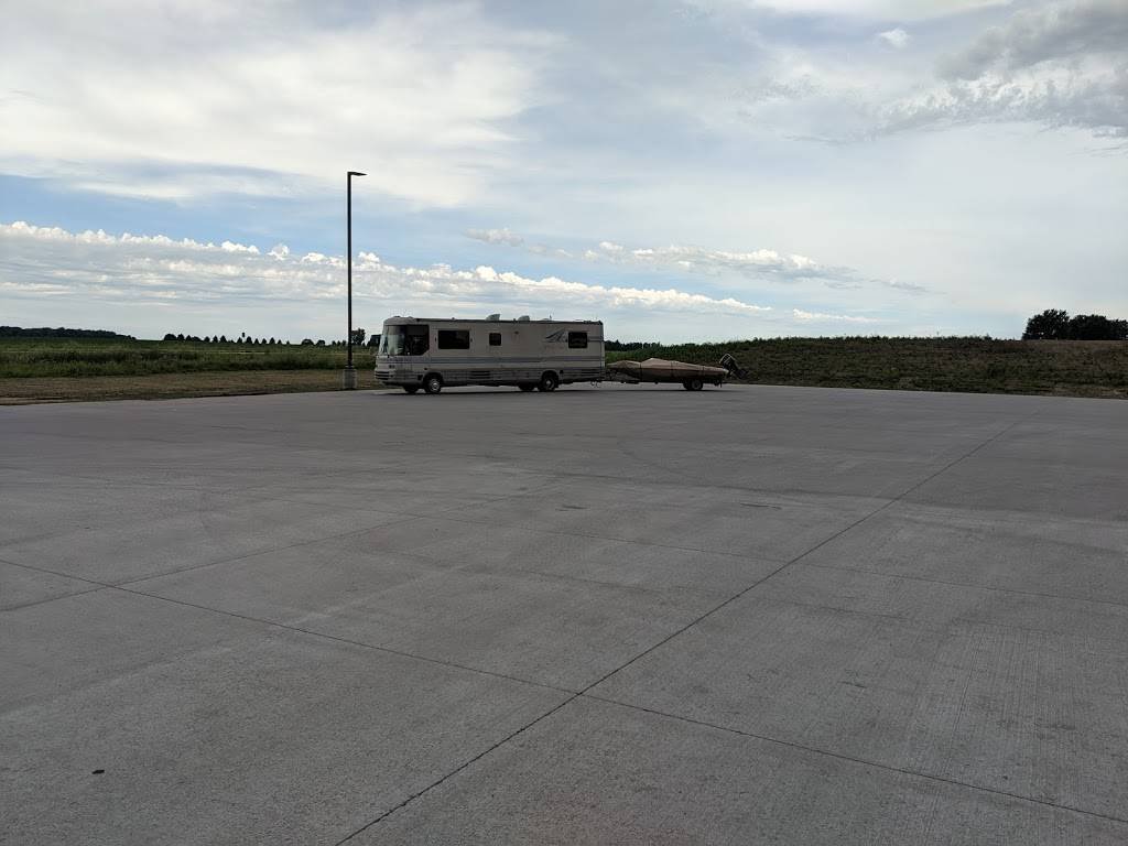 Lakeside Travel Plaza/Godfather Pizza Express | restaurant | 1097 W Gateway Dr, Worthington, MN 56187, USA | 5077271627 OR +1 507-727-1627