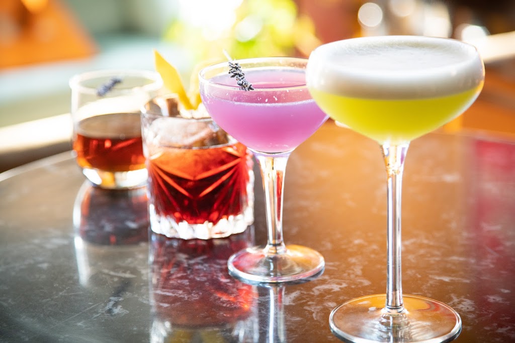 The Sitting Room | restaurant | 108 W Roy St, Seattle, WA 98119, USA | 2062852830 OR +1 206-285-2830