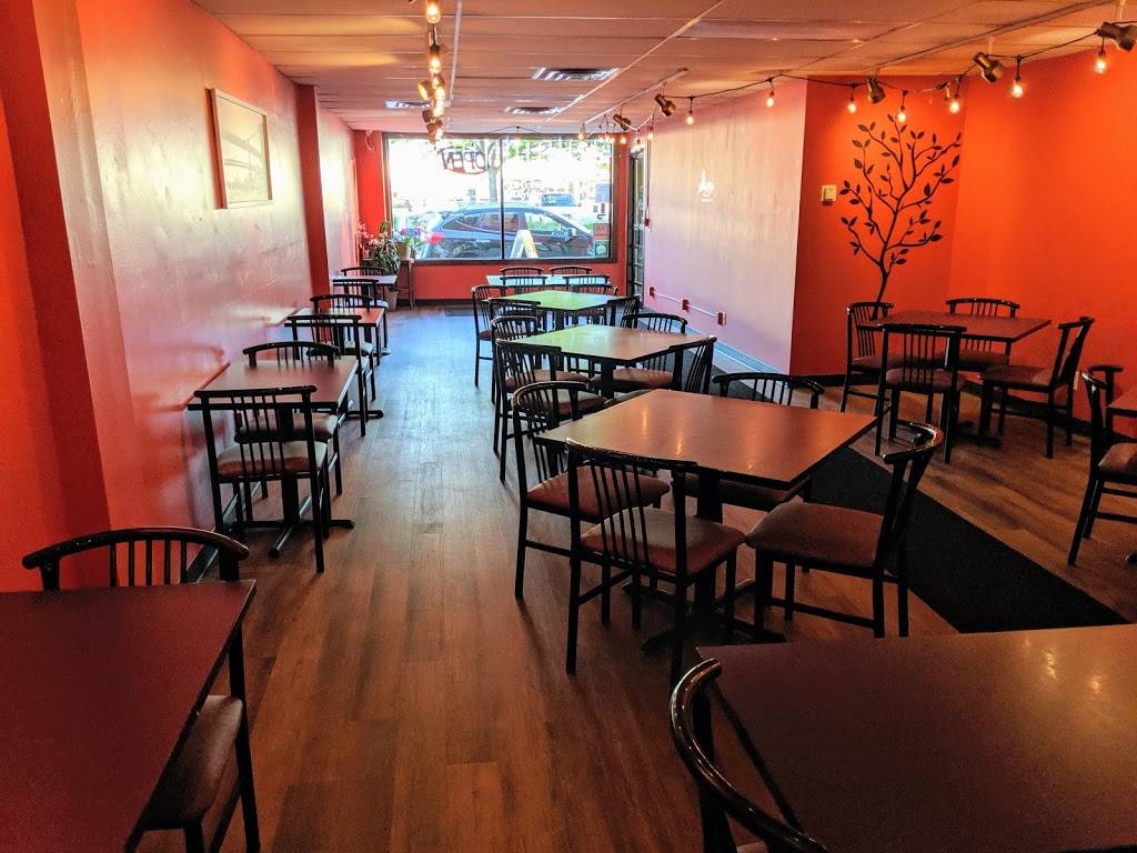 Ariya Thai Restaurant | restaurant | 4022 Central Ave NE, Columbia Heights, MN 55421, USA | 7632700328 OR +1 763-270-0328