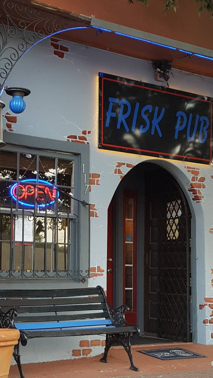 The Frisk Pub | restaurant | 117 N Jefferson Ave, Eatonton, GA 31024, USA | 7067492500 OR +1 706-749-2500
