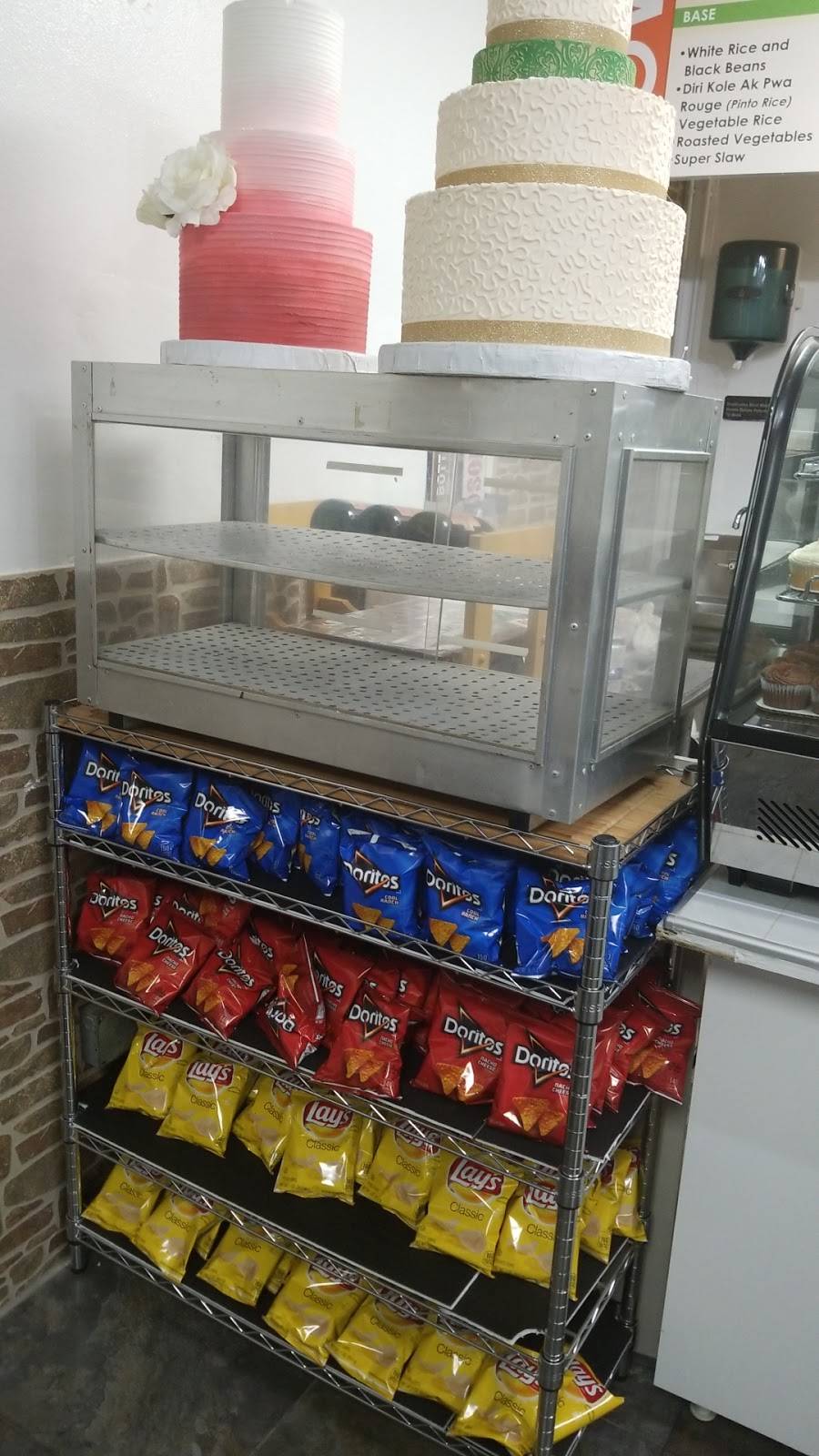 Le Basilic restaurant and Bakery | bakery | 6480 Lake Worth Rd, Lake Worth, FL 33463, USA | 5616297191 OR +1 561-629-7191