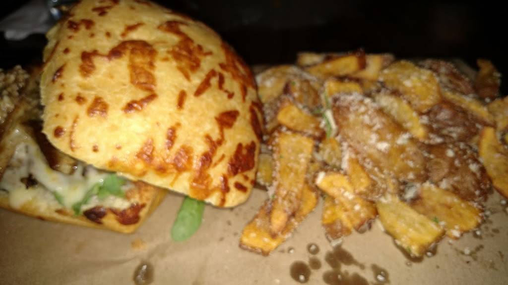 Andiamo Restaurant + Bar | restaurant | 24 Winter St, Newburyport, MA 01950, USA | 9782554341 OR +1 978-255-4341