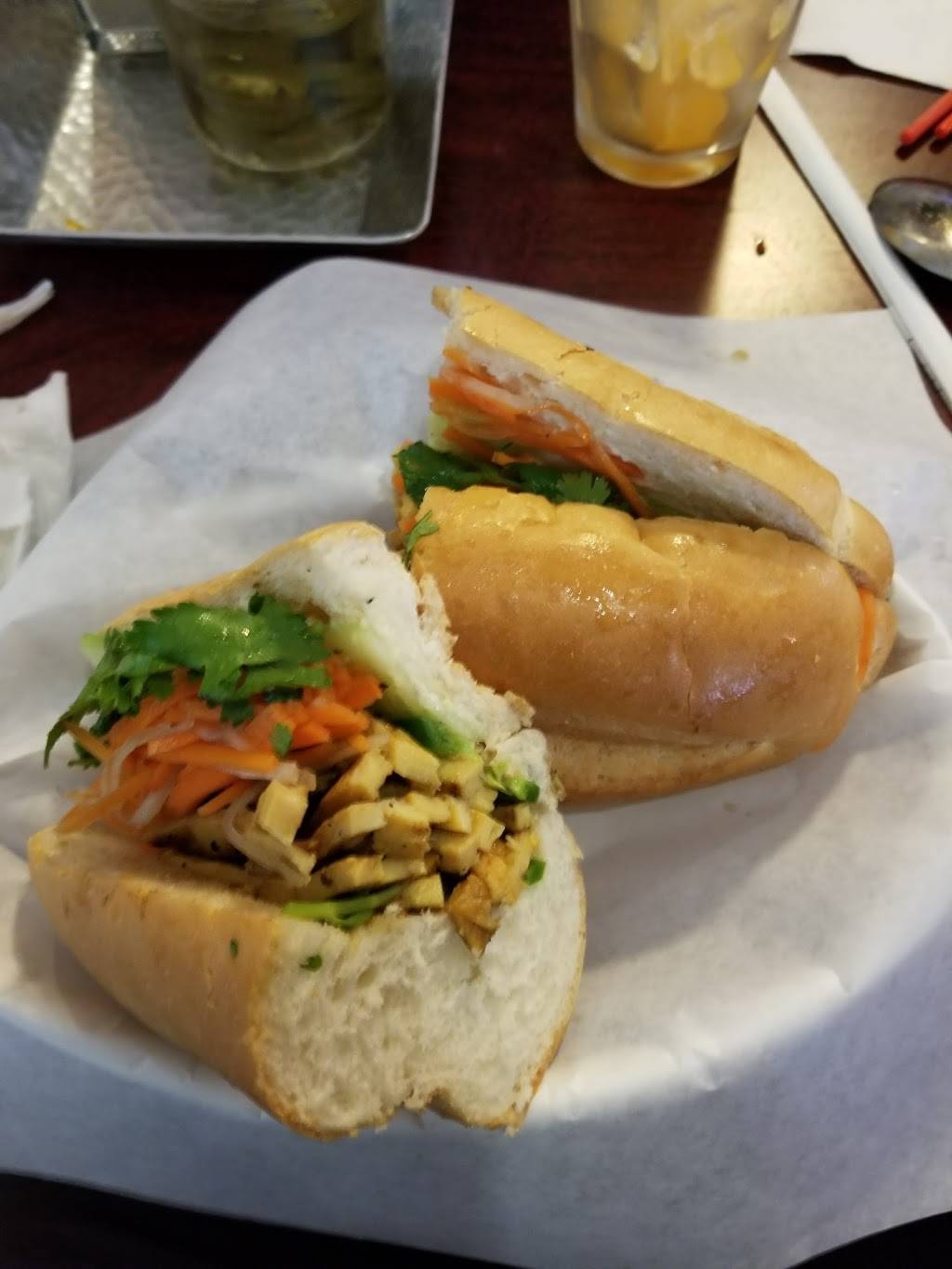 Noahs | restaurant | 1327 W 18th St, Merced, CA 95340, USA | 2093498660 OR +1 209-349-8660