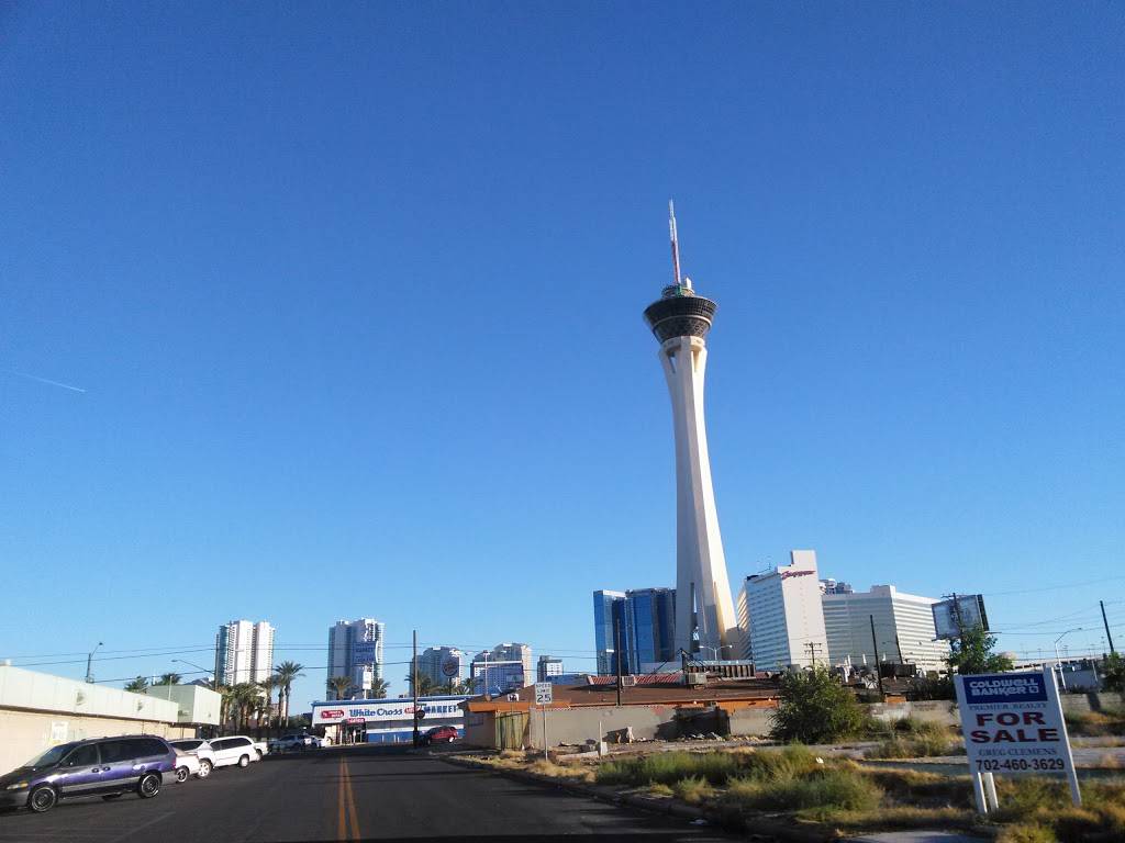 Jack in the Box | restaurant | 1591 S Main St, Las Vegas, NV 89104, USA | 7023836908 OR +1 702-383-6908