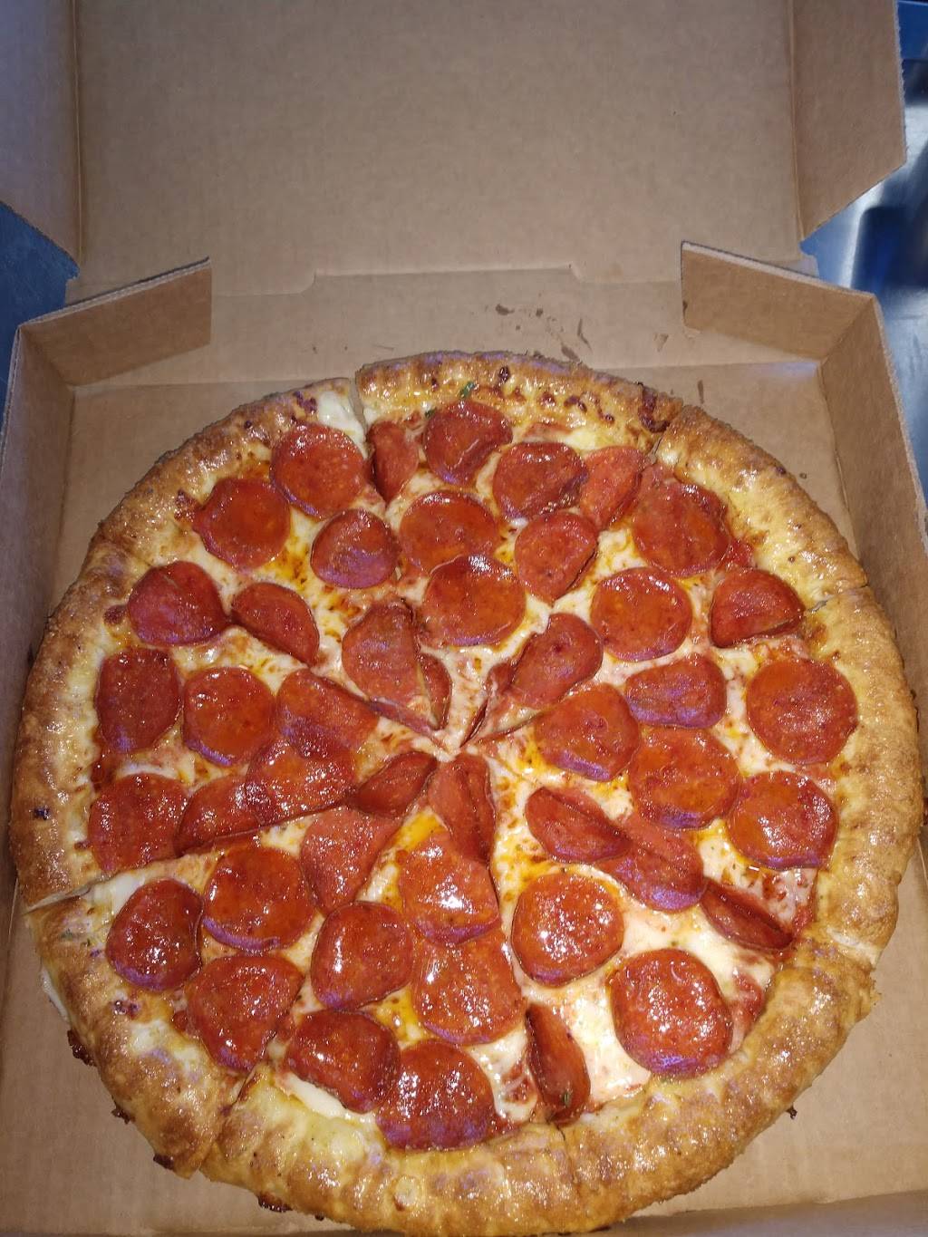 Mama Mias Pizza & Wings | restaurant | 15550 Main St, Hesperia, CA 92345, USA | 7609498475 OR +1 760-949-8475